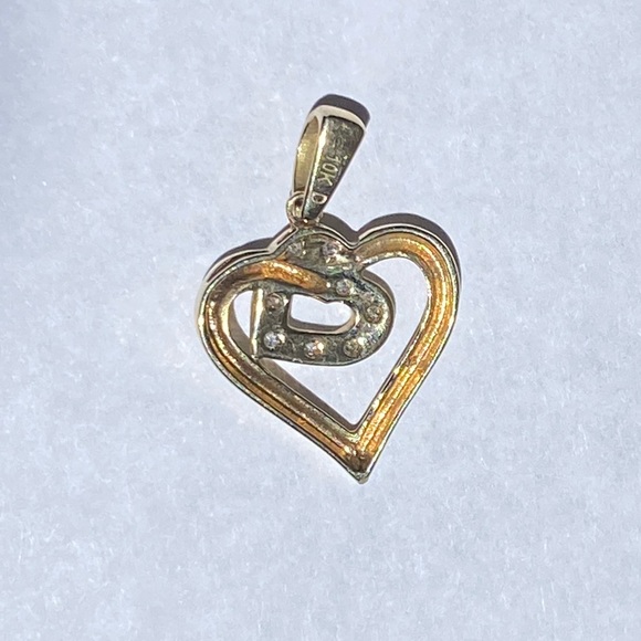 10kt double heart ❤️ pendant - Picture 7 of 13